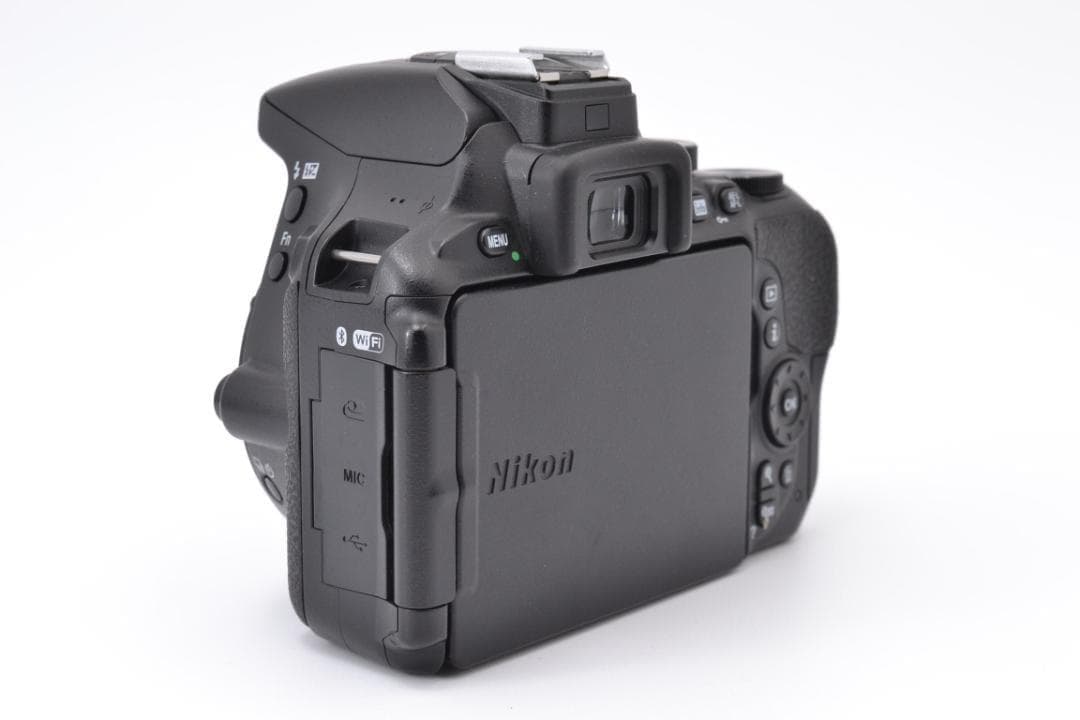 ■ 美品 ■ ニコン　Nikon D5600 レンズキット
