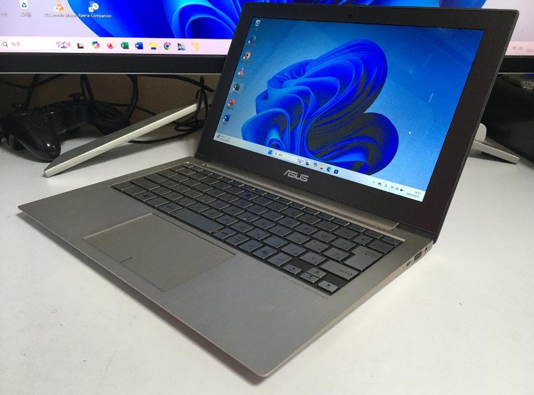 Windowsノート本体 ASUS ZENBOOK UX21E Windows11