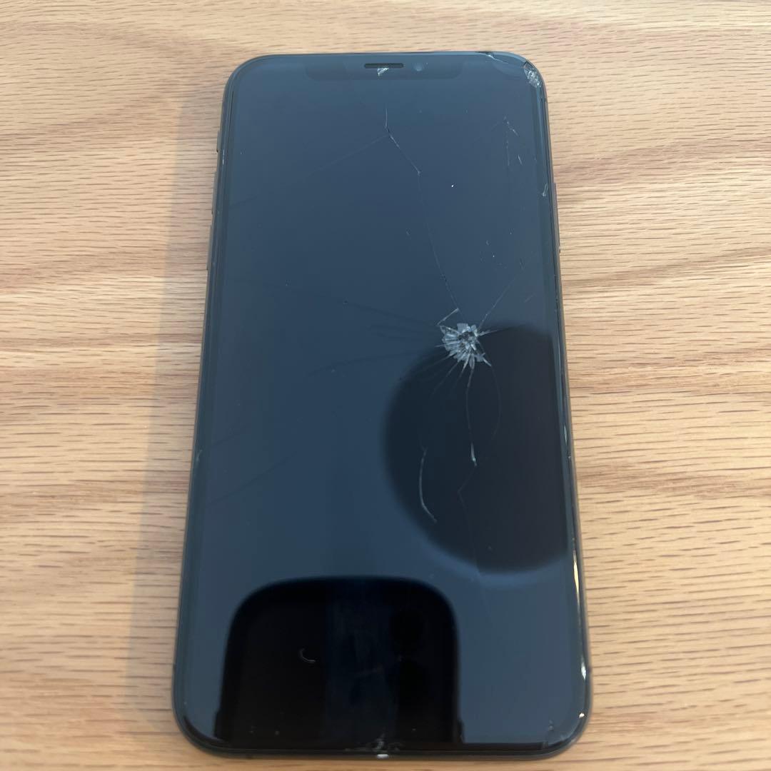 【ジャンク品】iPhoneXS 256G 画面割れ　SIMロック解除済
