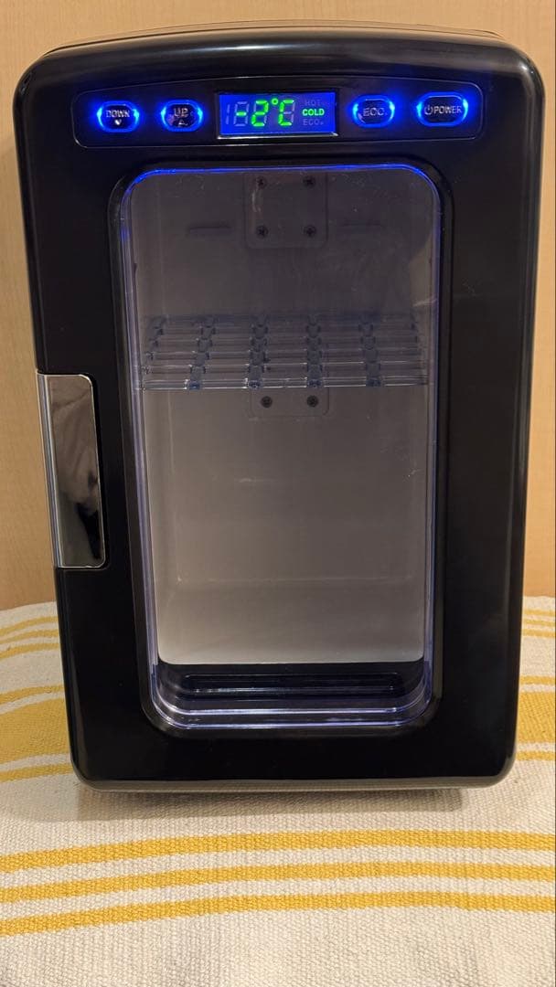 【ほぼ新品】家庭＆車載冷温庫10L氷点下-2～60℃保温保冷家庭＆車載用コード付