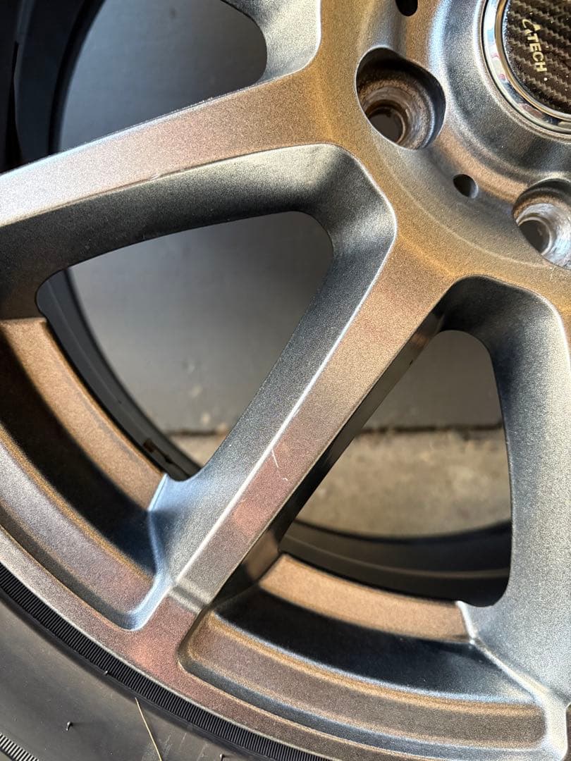 17インチ　タイヤ、ホイール4本セット