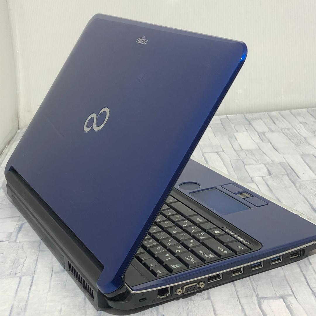 ノートパソコン本体 Core i7/750GB/8GB/Windows11搭載