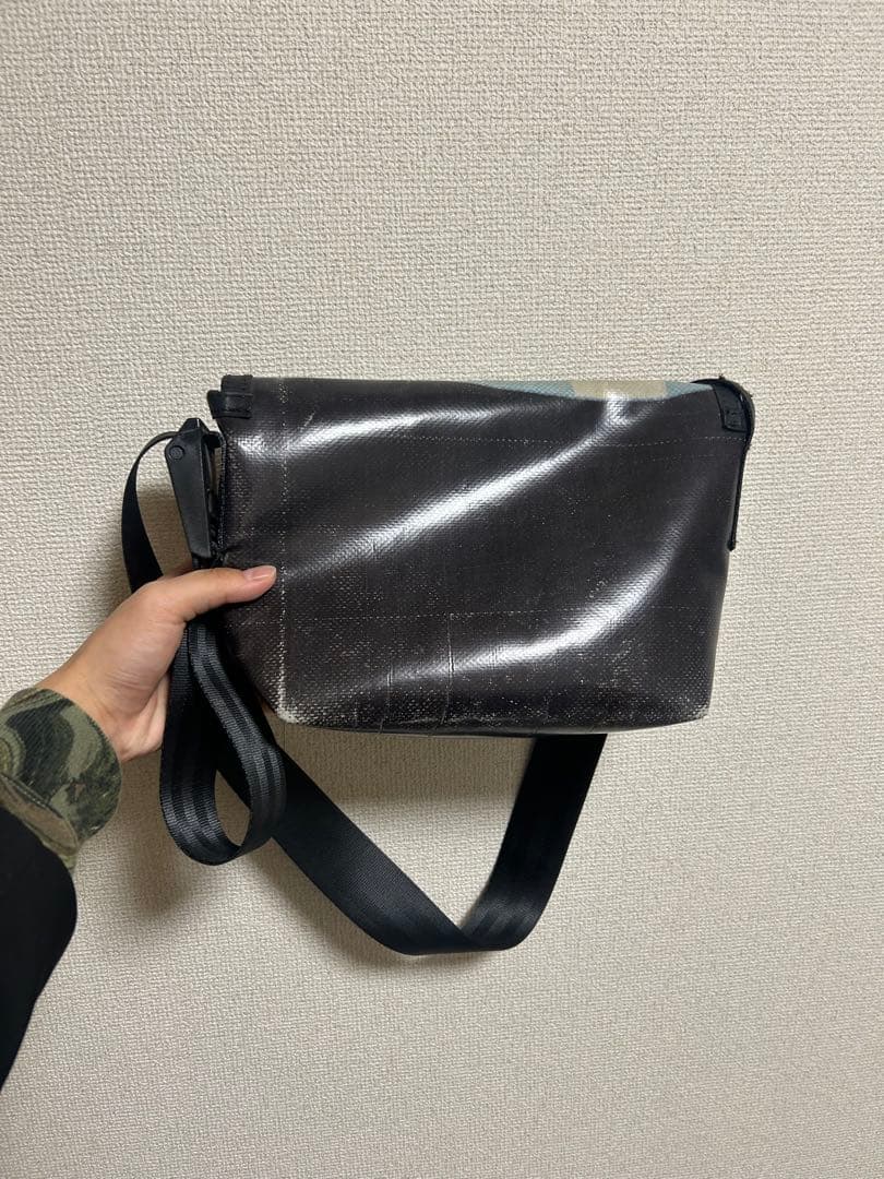 FREITAG メッセンジャーバッグ ブラック/ブルー