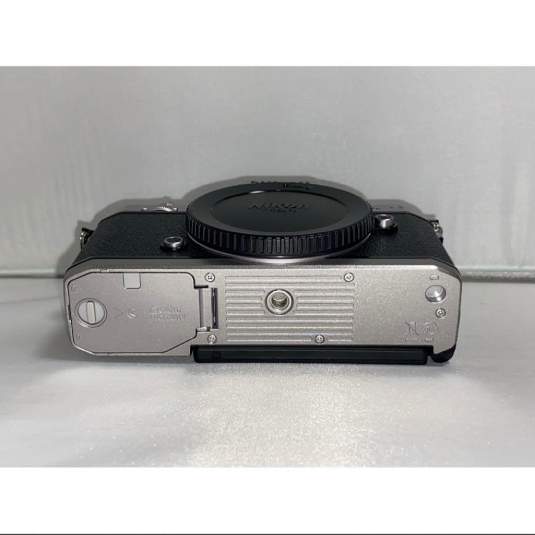 【新品級】Nikon Z fc ボディ 本体 zfc