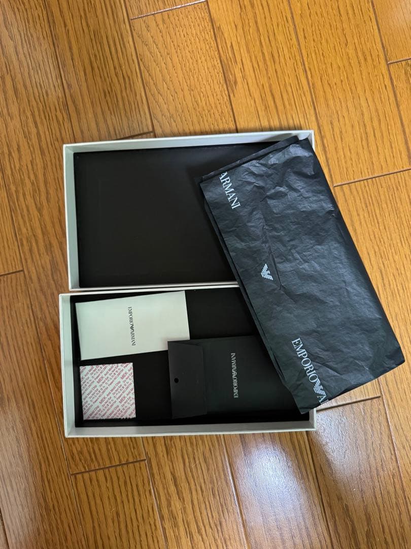 EMPORIO ARMANI ブラック長財布