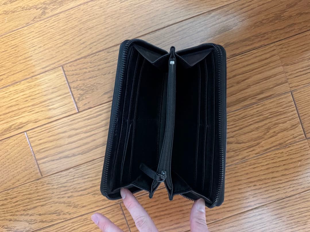 EMPORIO ARMANI ブラック長財布