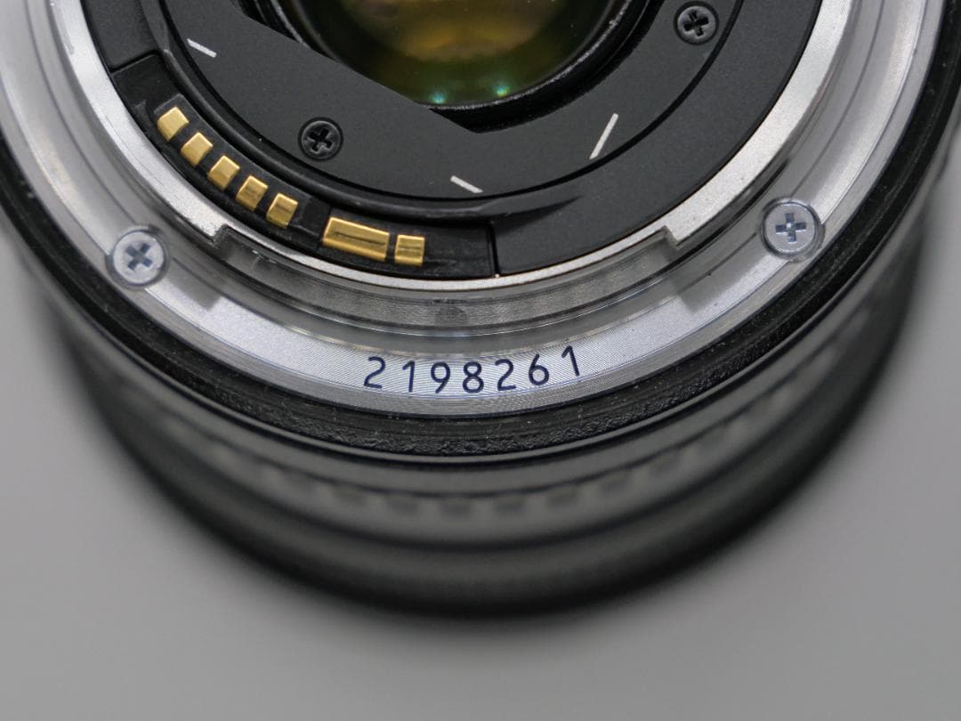 Canon キヤノン　EF17-40mm F4L USM　キャノン