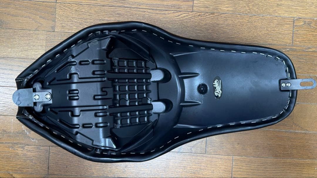Diabolus レブル250/500用スペシャルロングシート/RB0174
