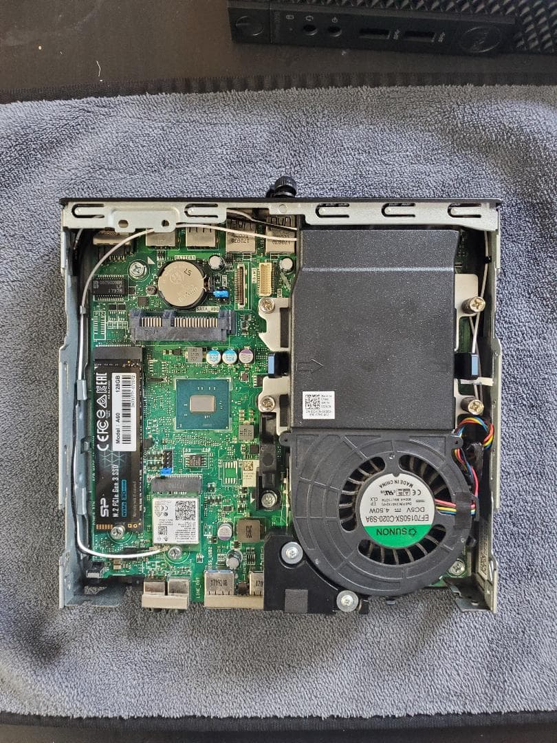 DELL　Optiplex 3050 Micro i5-7500T