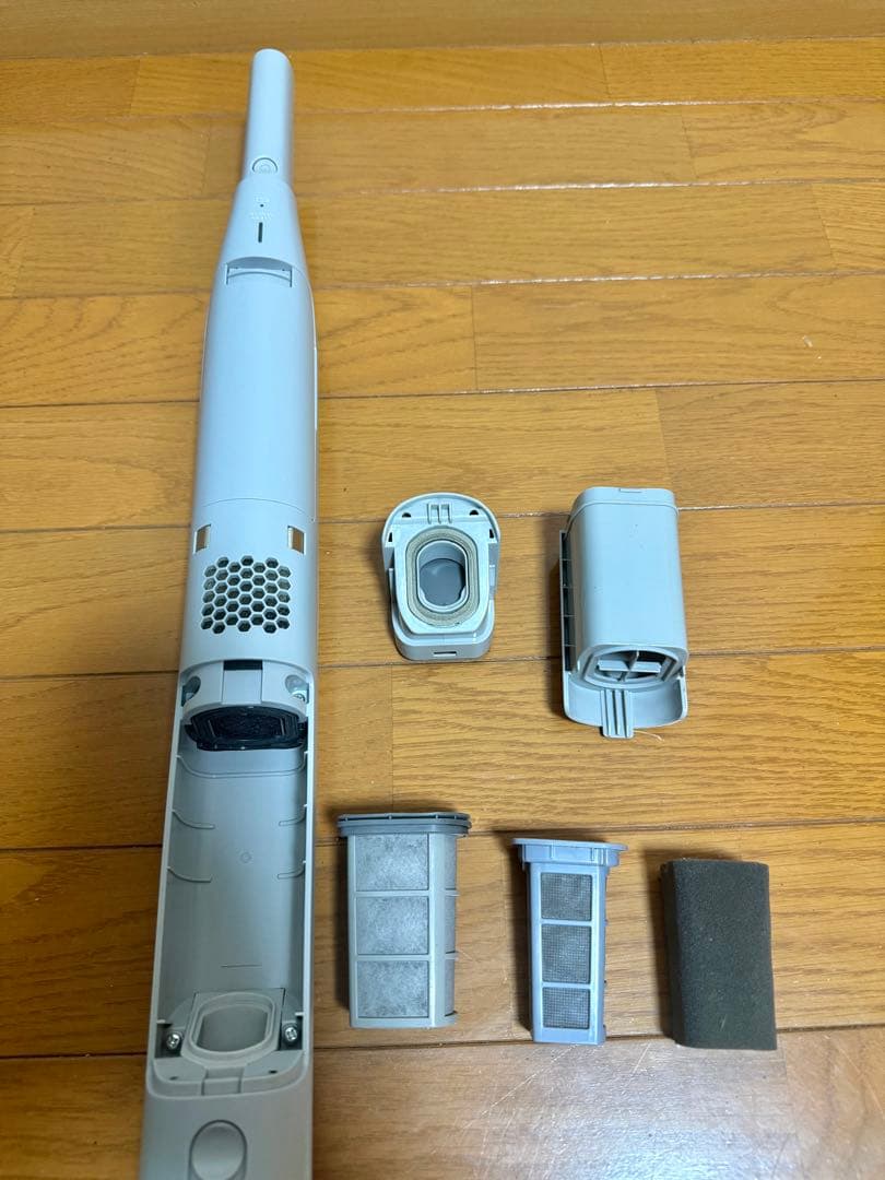 パナソニック セパレート型コードレススティック掃除機 MC-NS70F