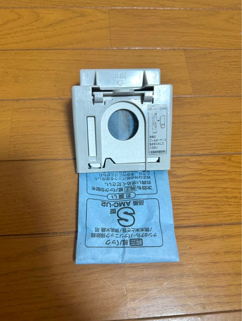 パナソニック セパレート型コードレススティック掃除機 MC-NS70F