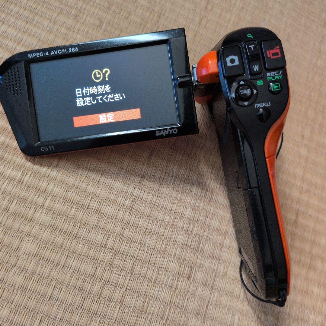 Sanyo Xacti DMX-CG11 オレンジ