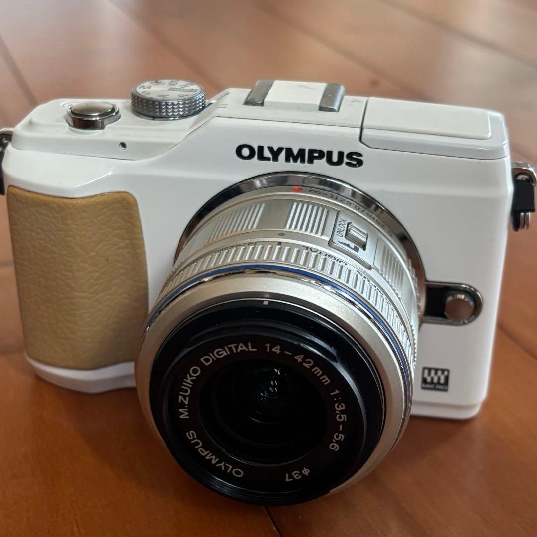 ✨スマホへ転送✨オリンパス PL2 ミラーレスカメラ