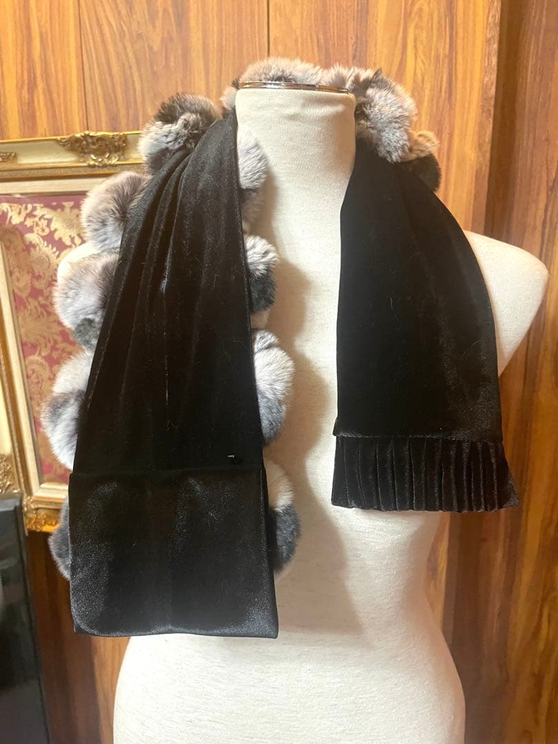 高級レッキスファー ローズモチーフ マフラー 贅沢♡13万でした