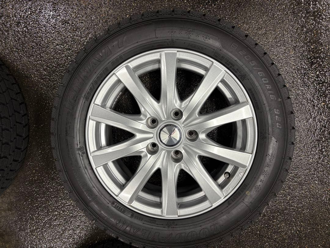 スタッドレスタイヤホイール 4本セット 205/60R16