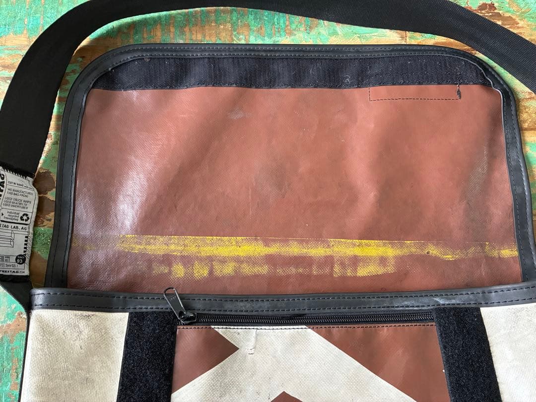 フライターグ　メッセンジャーバック