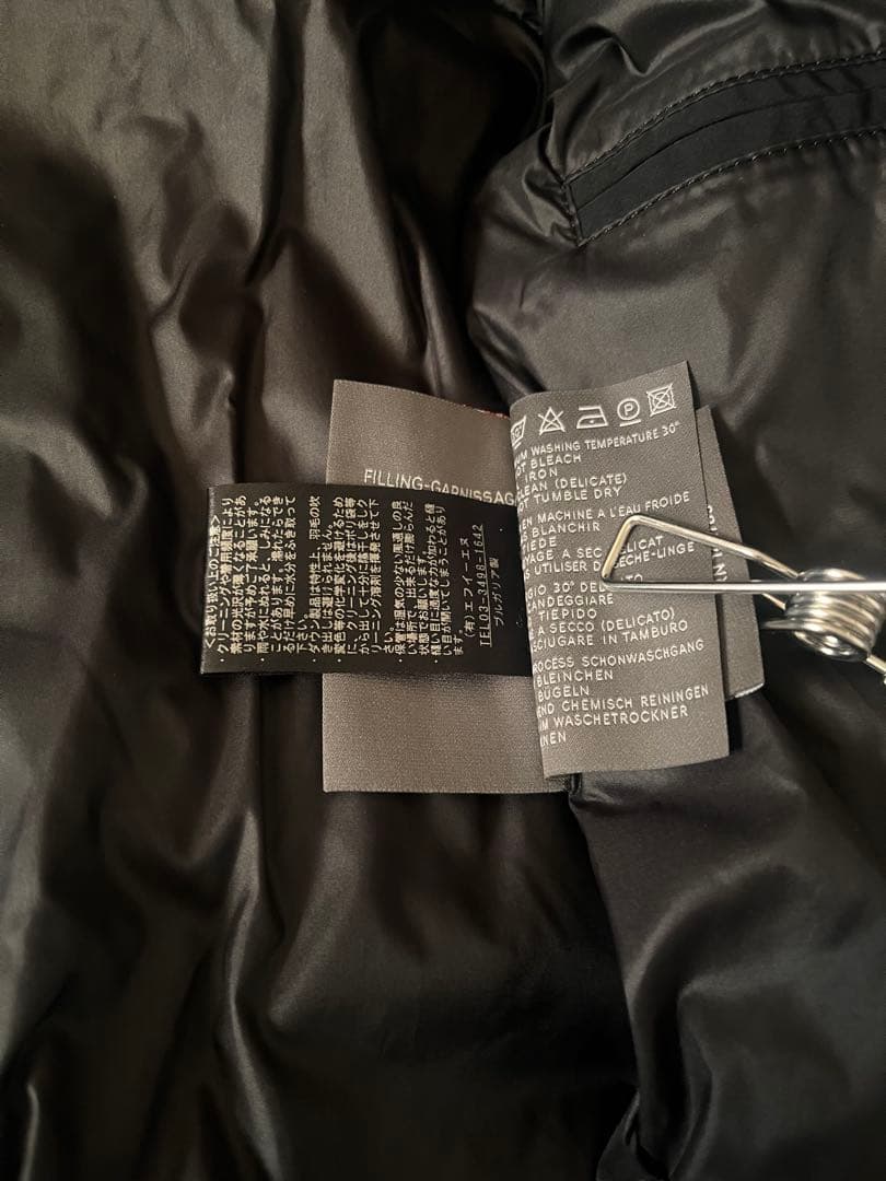 デュベティカフード付きダウンジャケット 黒　unisex ディオニシオ