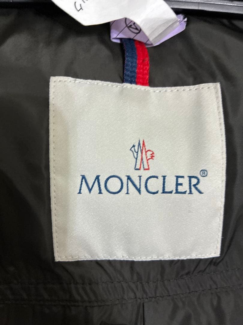 モンクレールSERRE GIUBBOTTOフリル付きダウン サイズ00