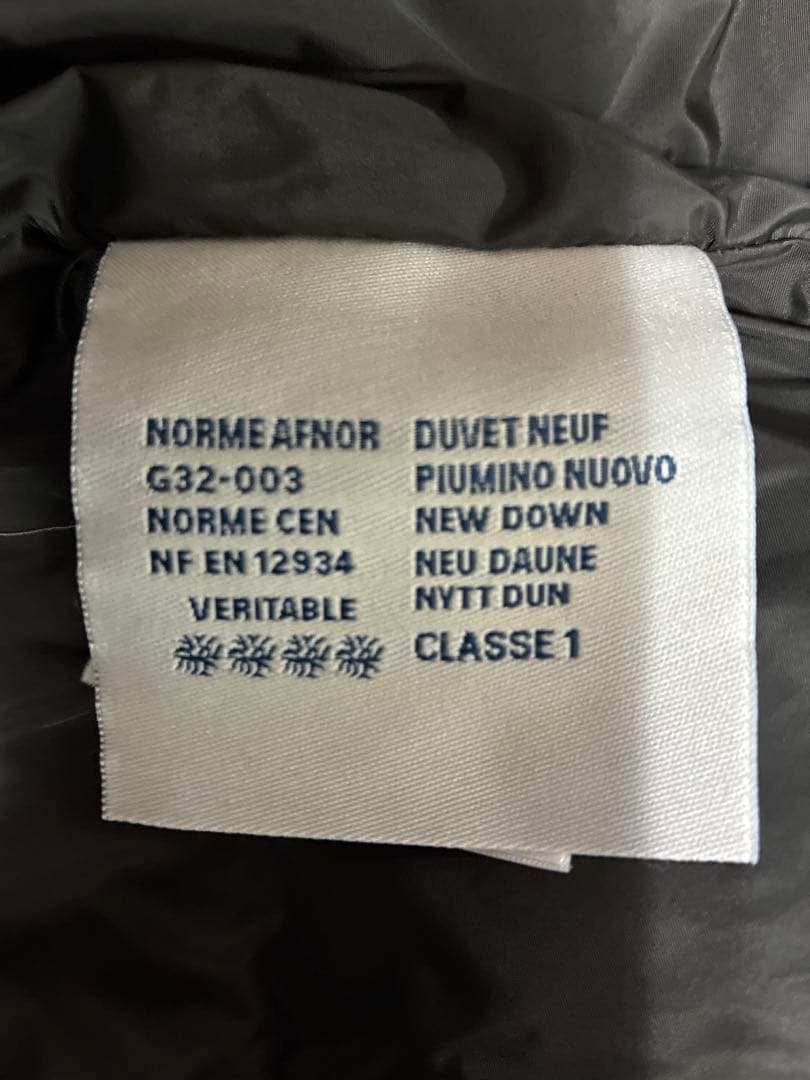 モンクレールSERRE GIUBBOTTOフリル付きダウン サイズ00