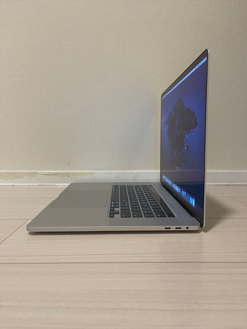 APPLE A2141 32GB /1TB /5500M8GB 土日発送