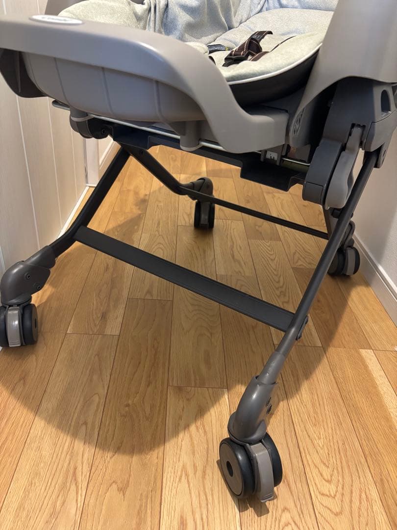 Combi ネムリラ　オートスイング　2018年モデル