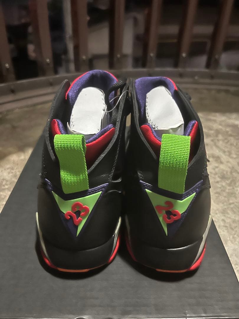 エアジョーダン7 レトロ ／ マービン ザ マーチン