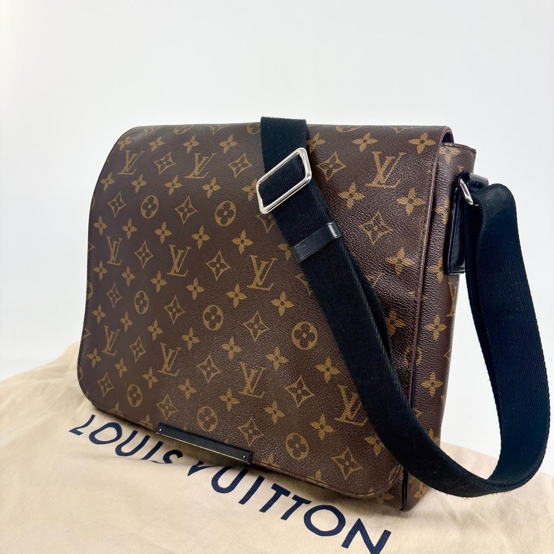超極美品 ルイヴィトン モノグラム マカサー ディストリクト M40934