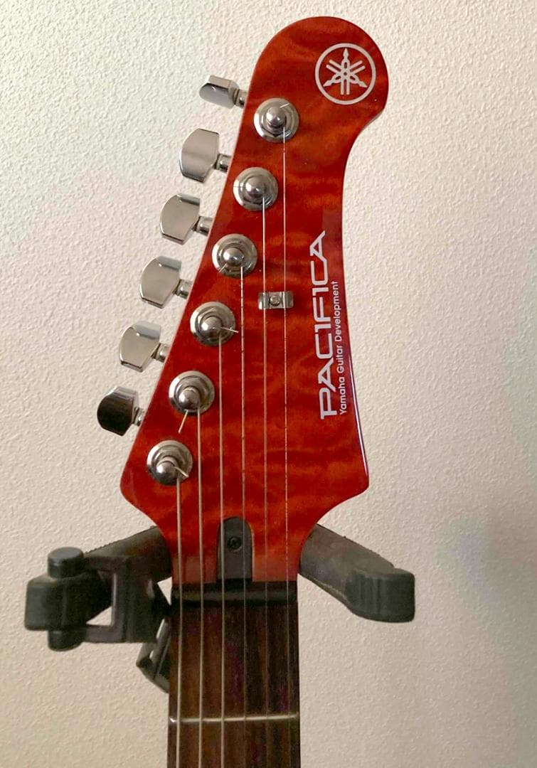 YAMAHA パシフィカ　Pacifica212VQM