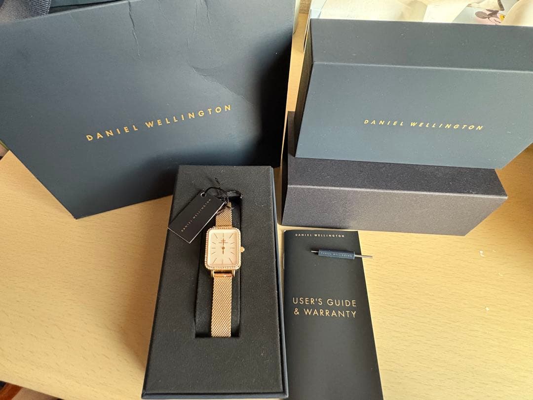 お値下げ ダニエルウェリントン QUADRO LUMINE BEZEL ゴールド