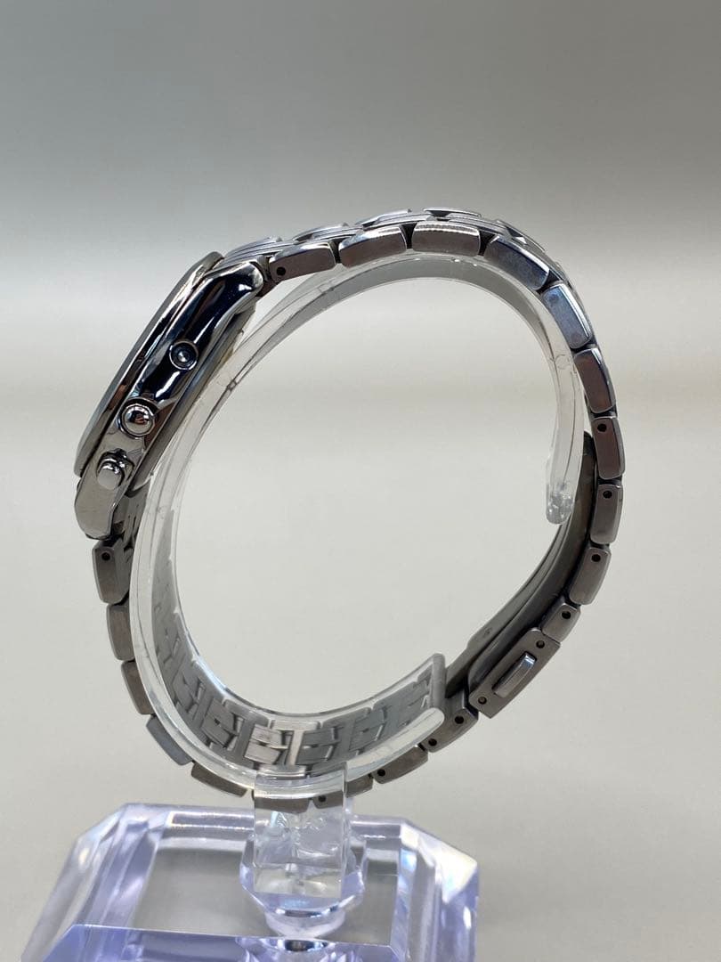 Citizen シルバー 高級ライン「EXCEED」シリーズの腕時計 H330