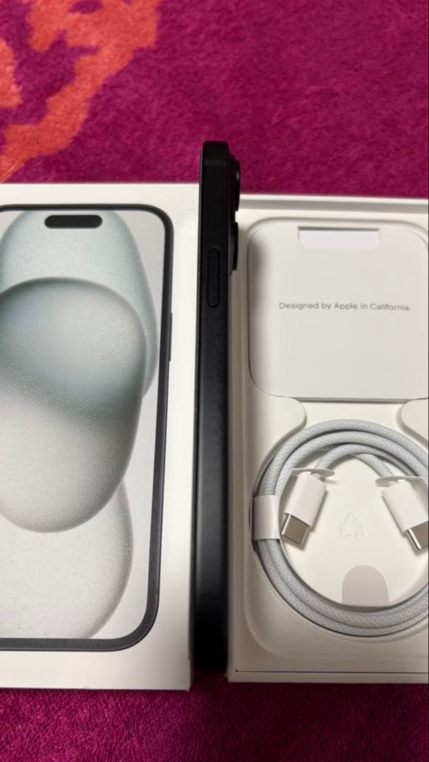 【美品】iPhone15 ブラック128GB SIMフリー付属品完備　91%