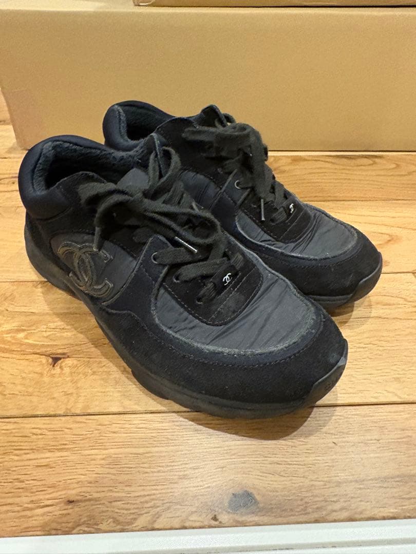CHANEL メンズスニーカー　シャネル　ブラック