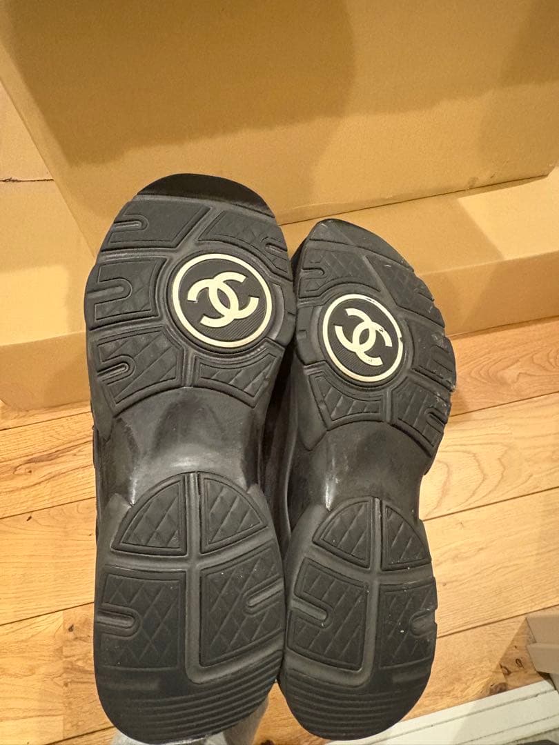 CHANEL メンズスニーカー　シャネル　ブラック