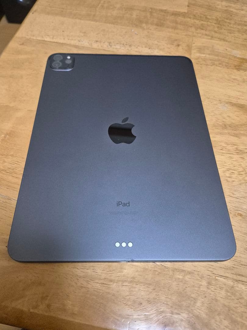 【美品·おまけ付】バッテリー100% iPadPRO11インチWi-Fi第3世代