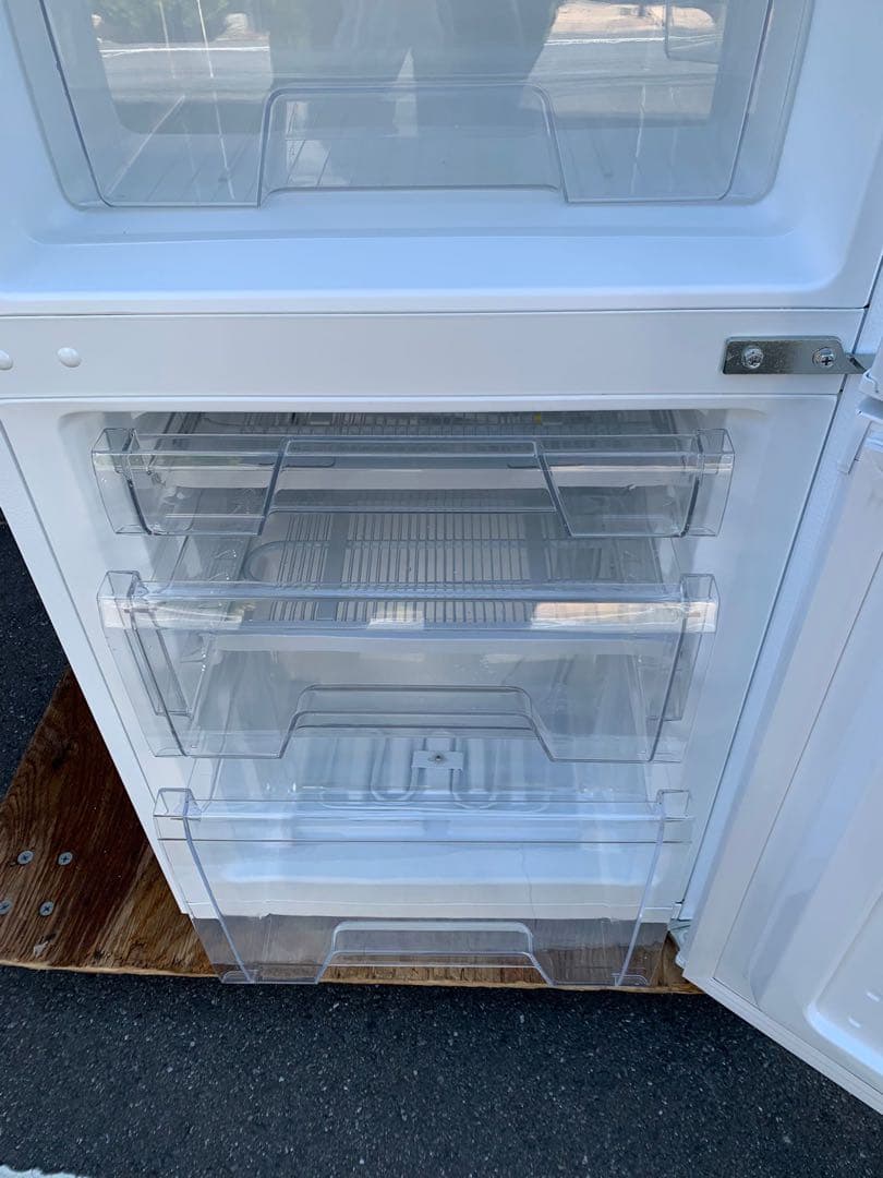 mi 　アイリスオーヤマ　ノンフロン冷凍冷蔵庫　142L