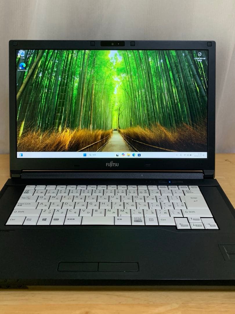 Core i5 7200U メモリ8G SSD Lifebook