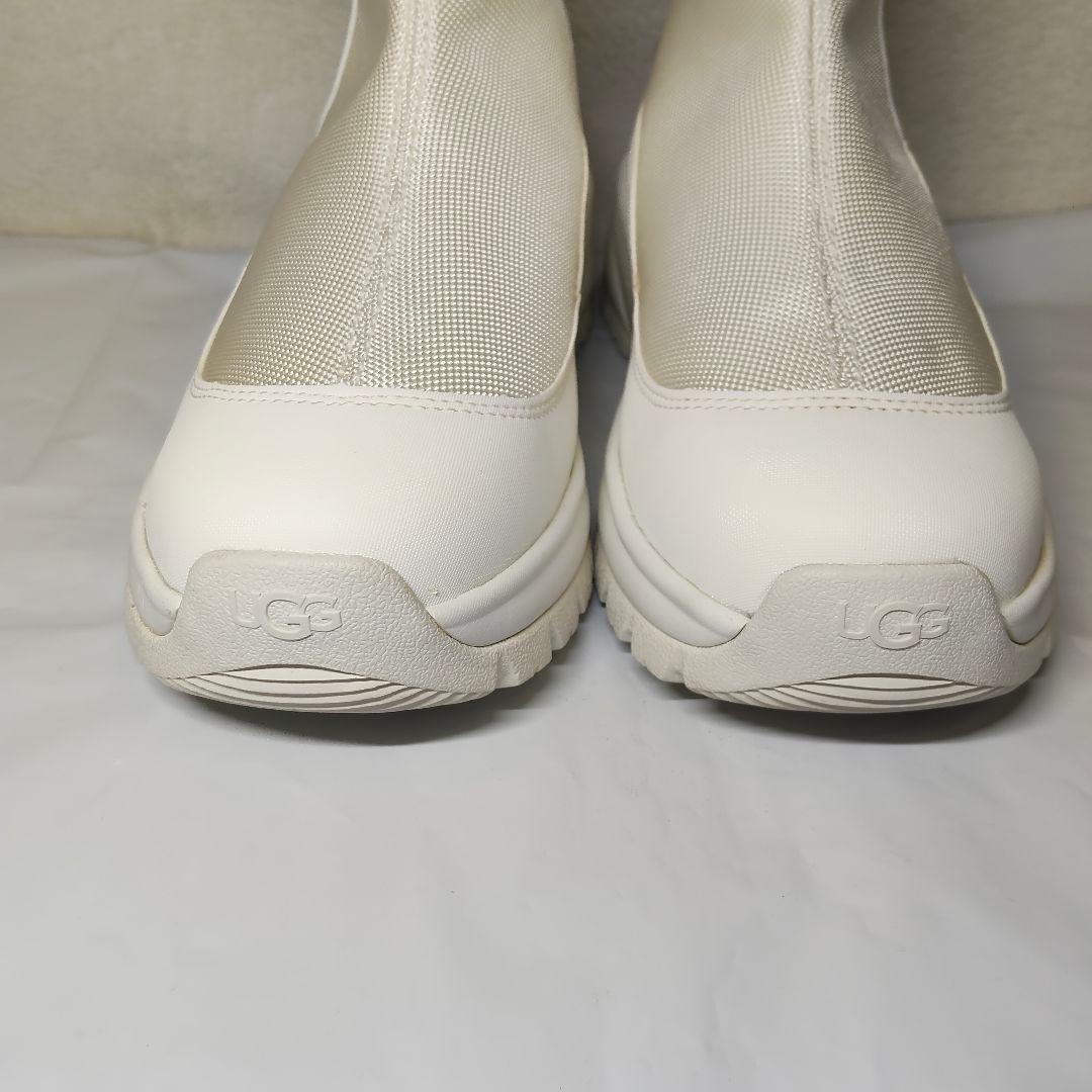 UGG Yose Zip 防水ブーツ ウォータープルーフ