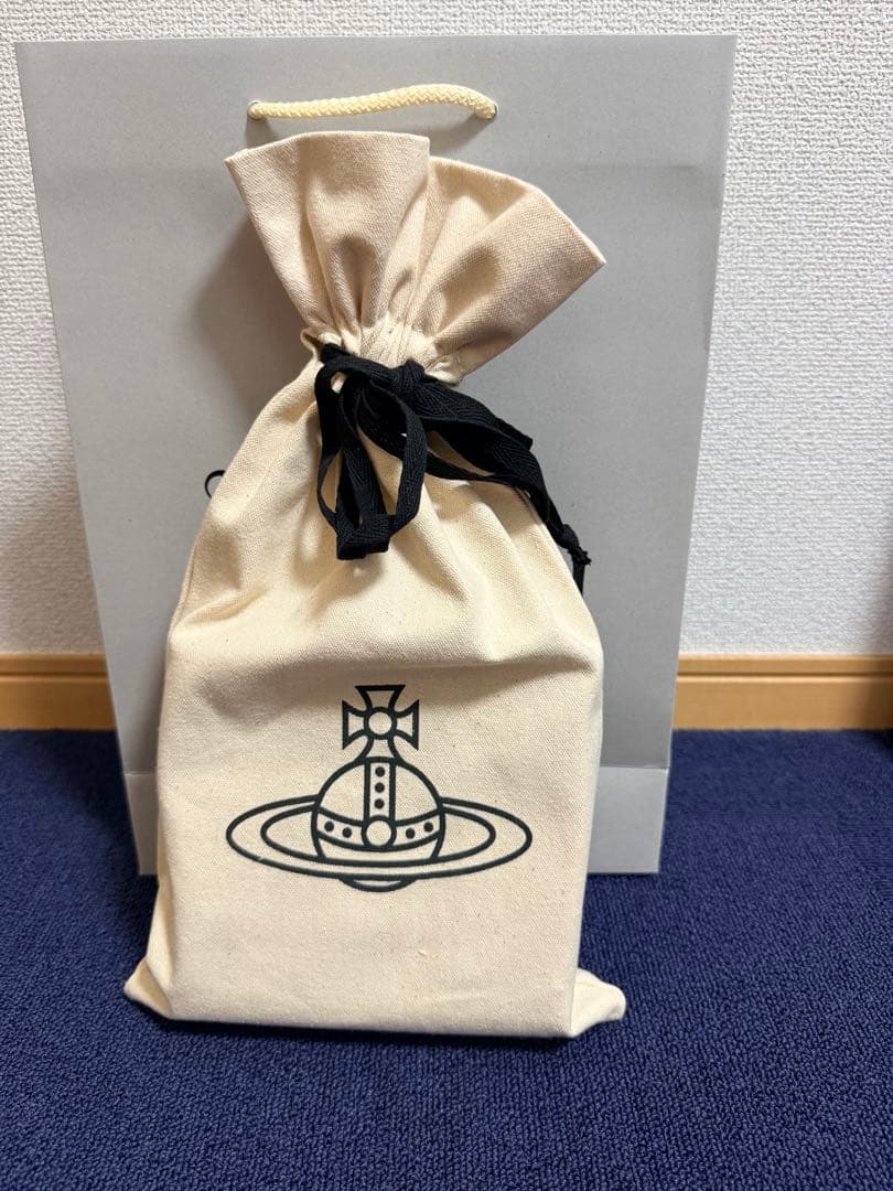 Vivienne Westwood EXECUTIVE ファスナー付き三つ折り