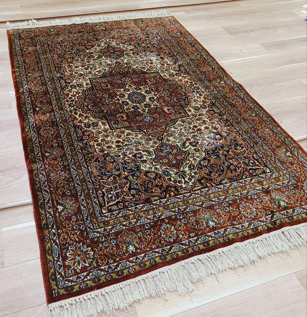 Y3253 インド絨毯 シルク×コットン 手織り 186×119㎝ マット