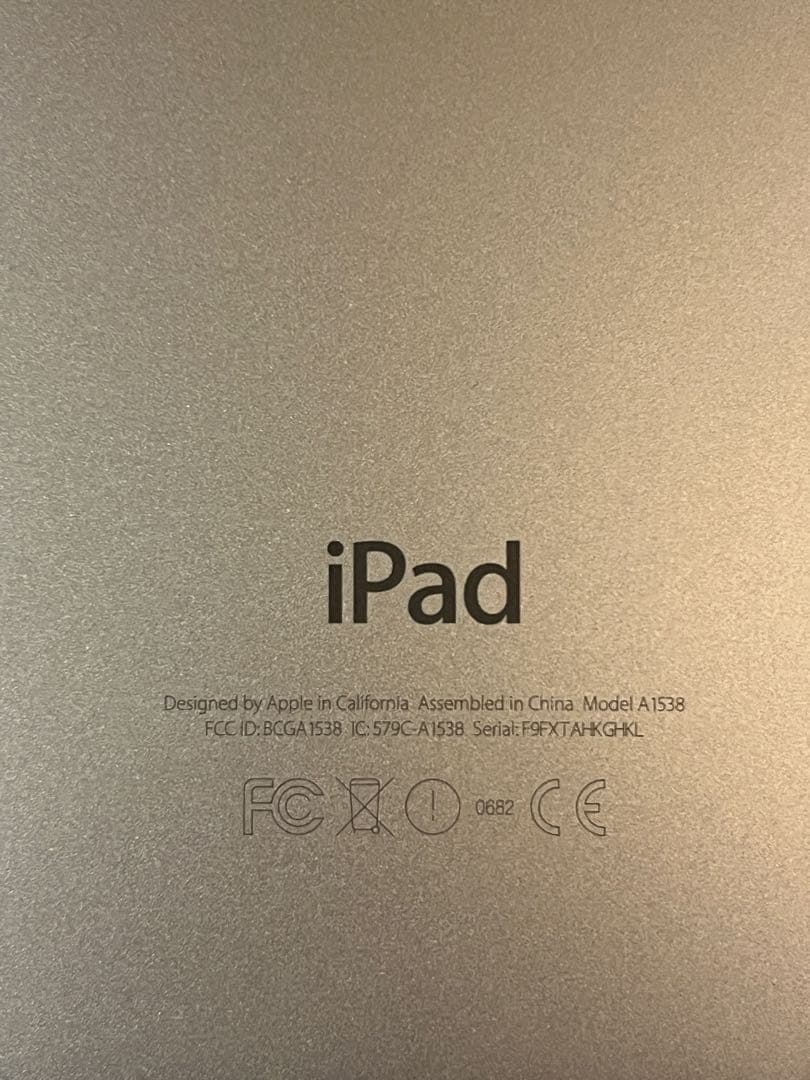 あや iPad mini4 Wi-Fiモデル　128GB ゴールド