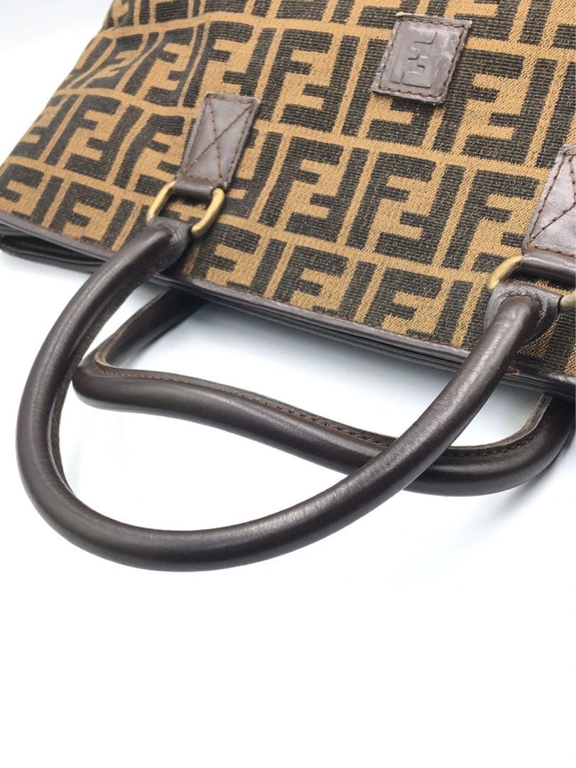 フェンディ　ヴィンテージ　ズッカ柄　ハンドバッグ