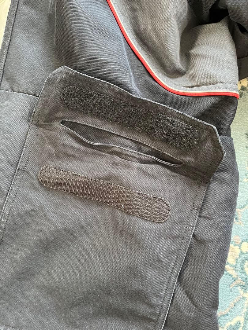 バレンシアガ Cシェイプ マウンテンパーカーブルゾン メンズ 46