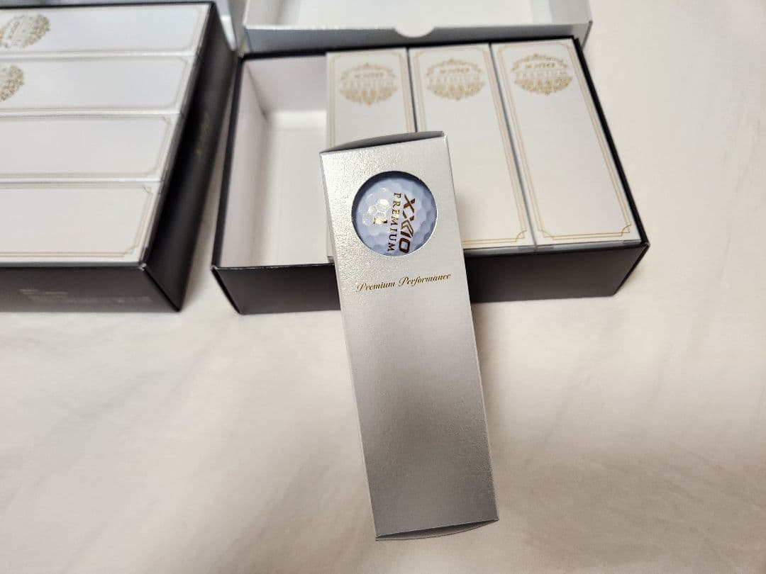 XXIO プレミアムパフォーマンス ゴルフボール 2ダース