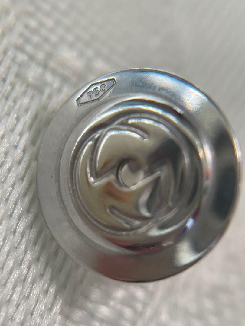 GUCCI グッチ ディアマンティッシマ ピアス 片耳用 K18WG ダイヤ