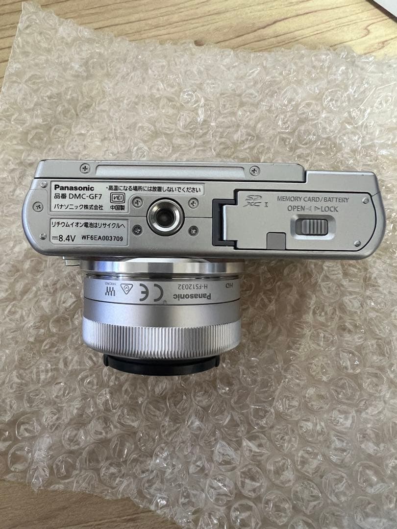 Panasonic DMC-GF7W ミラーレス一眼 カメラ