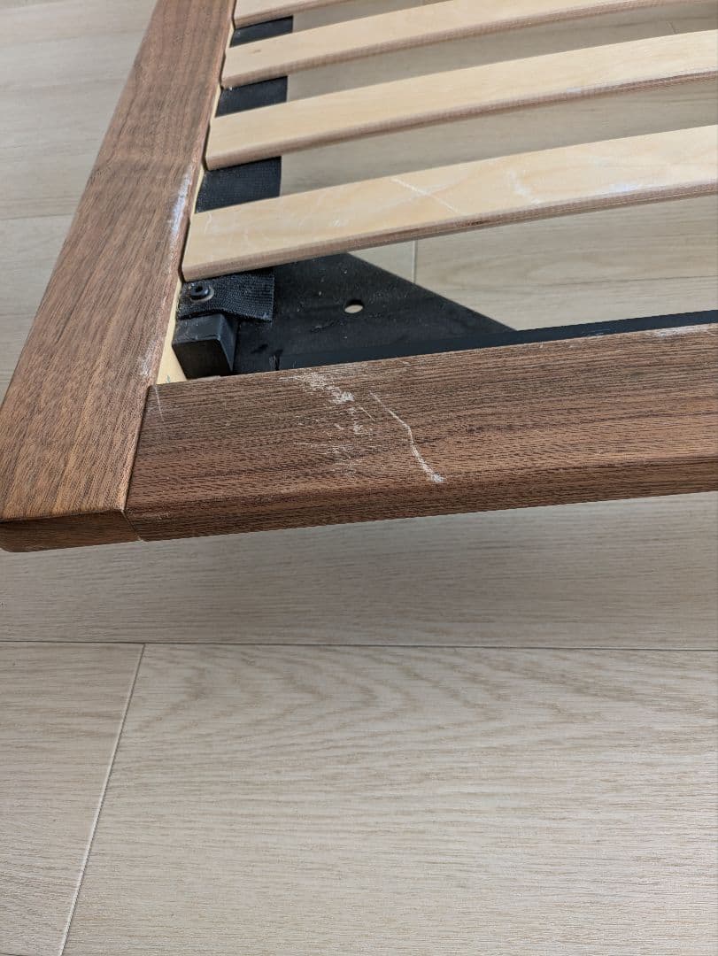 無印良品　ダブルベッドフレーム ヘッドボード付　ウォールナット　コアラマットレス