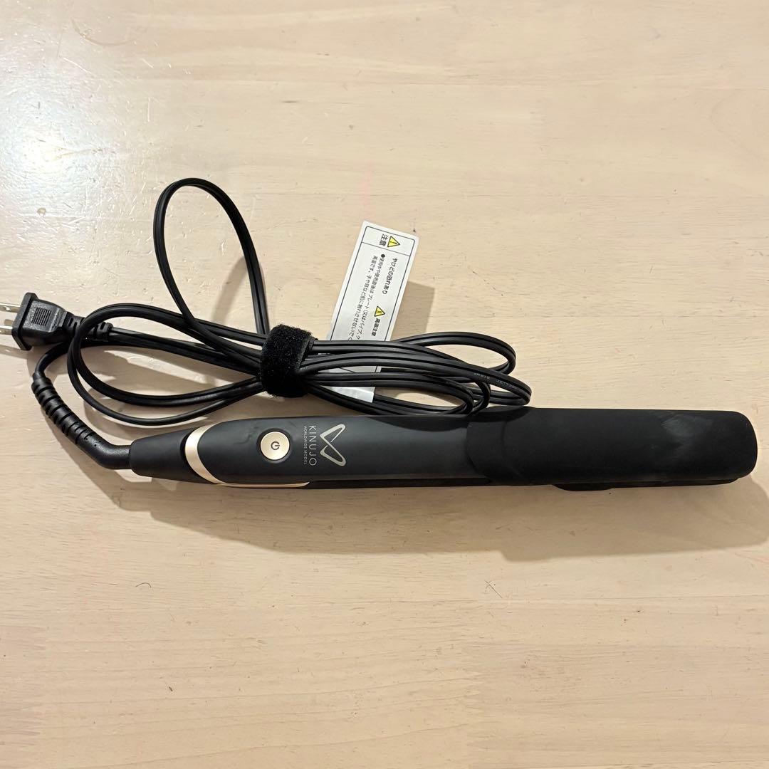 KINUJO W-worldwide model- キヌージョワールド