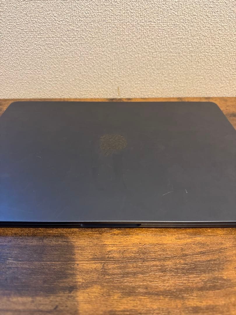 アップル　MacBook Air 15インチ (M2, 2023) 256GB