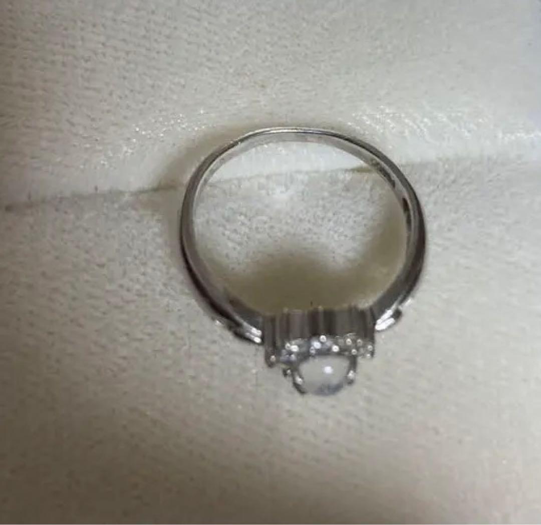 ムーンストーンとダイヤの花形リング 7号