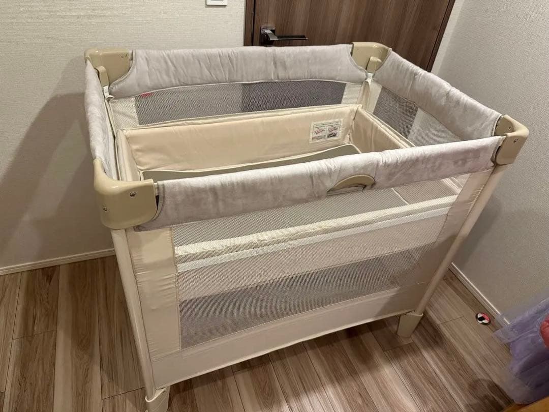 Aprica アップリカ ココネルエアー ベビーベッド 折り畳み ベージュ